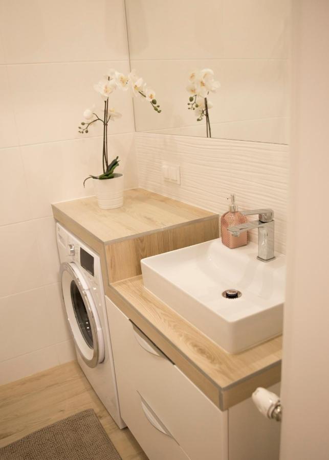 Apartament Royal Place I Jurowiecka 17 Białystok Esterno foto